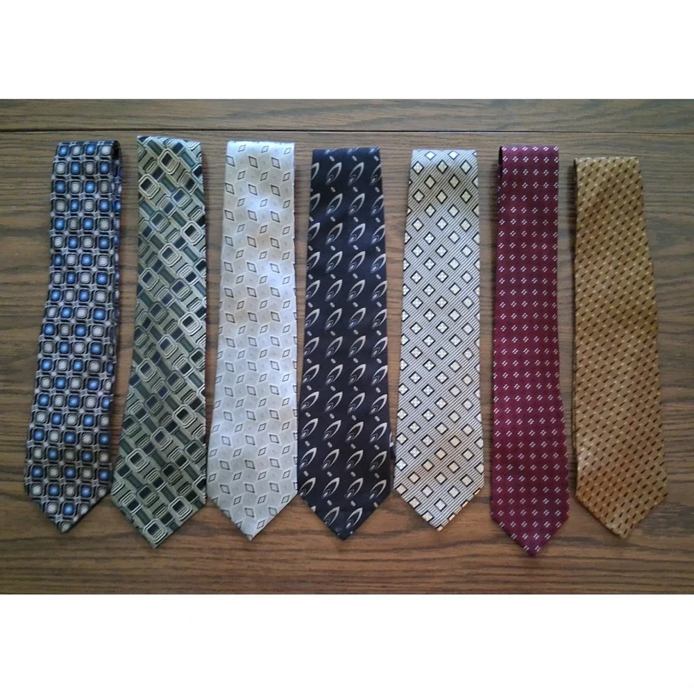 Lot of 24 Vintage 1950s 60s 70s 80s Neckties Rockabilly Cravats Assorted Ties